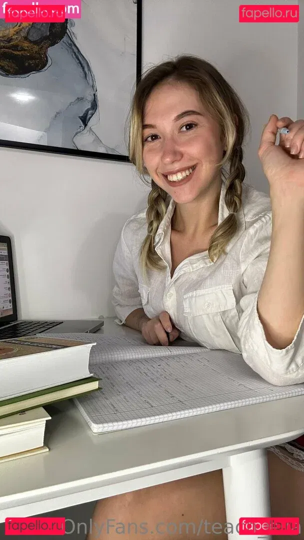 teach_ella Onlyfans Photo Gallery 