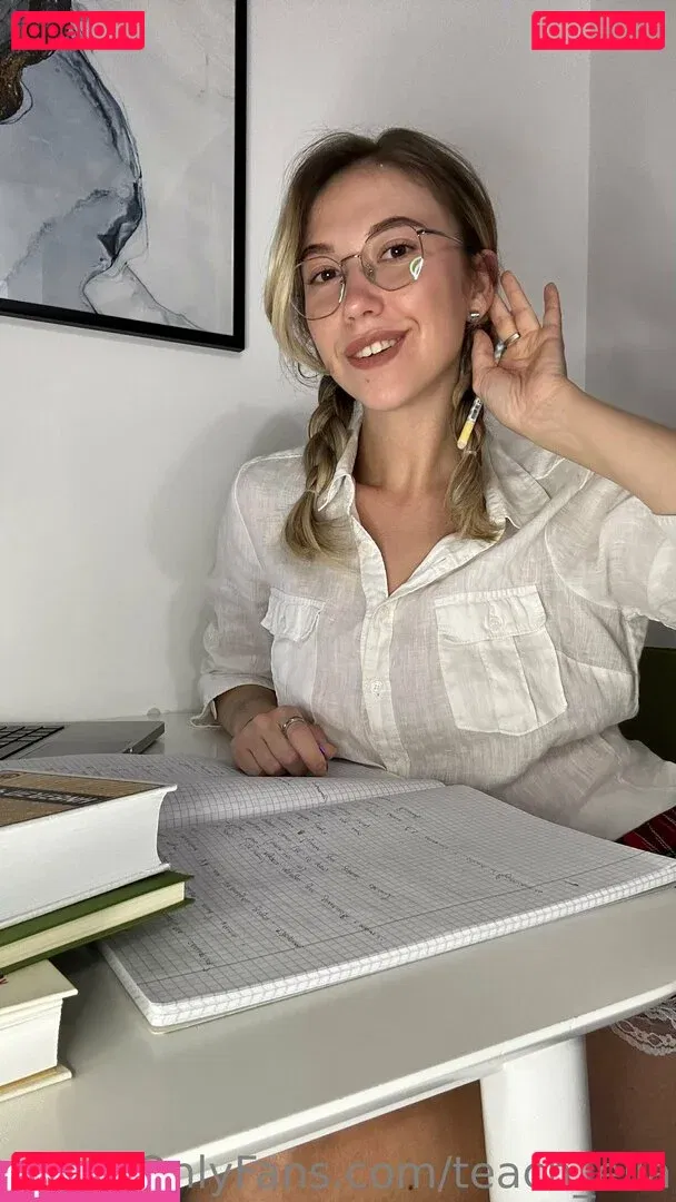 teach_ella Onlyfans Photo Gallery 