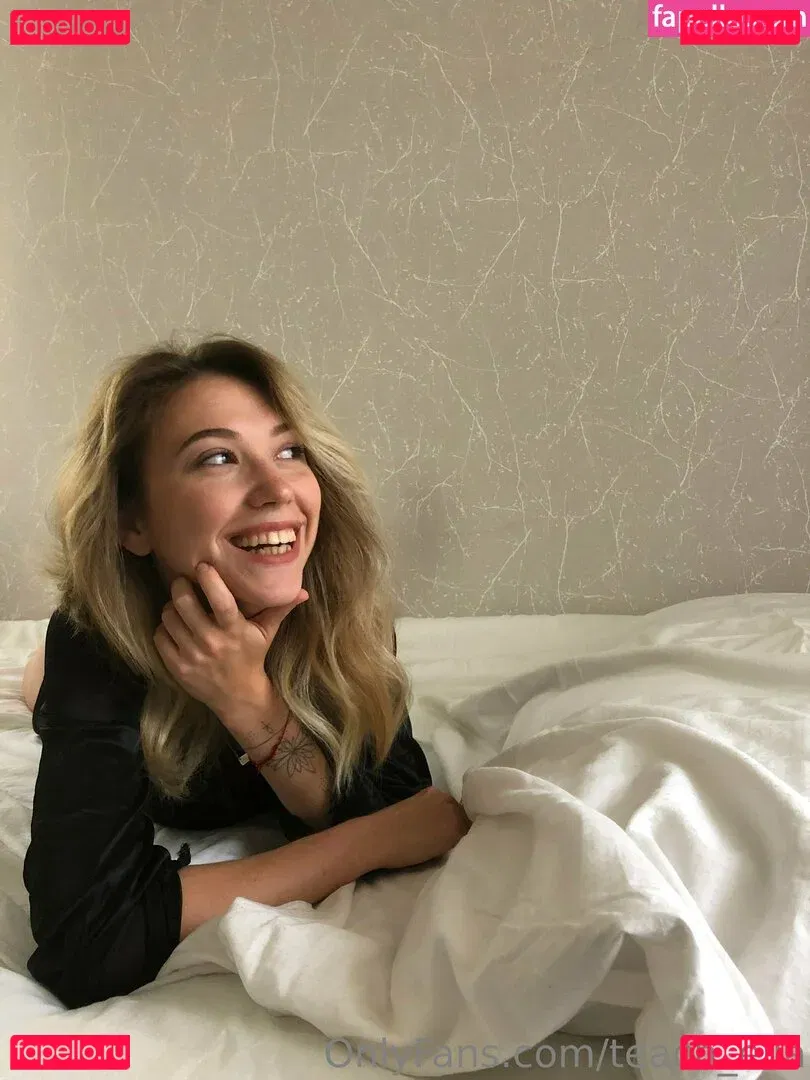 teach_ella Onlyfans Photo Gallery 