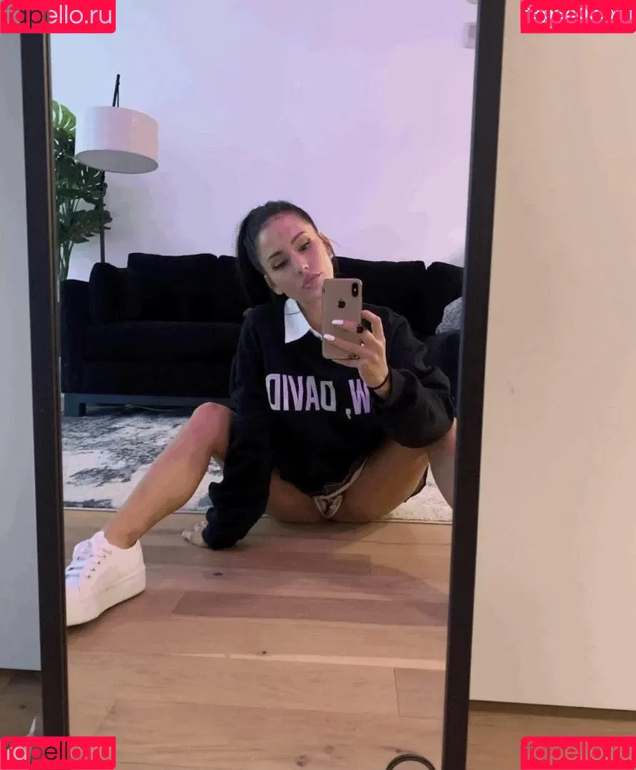 Lindsey Groll Onlyfans Photo Gallery 