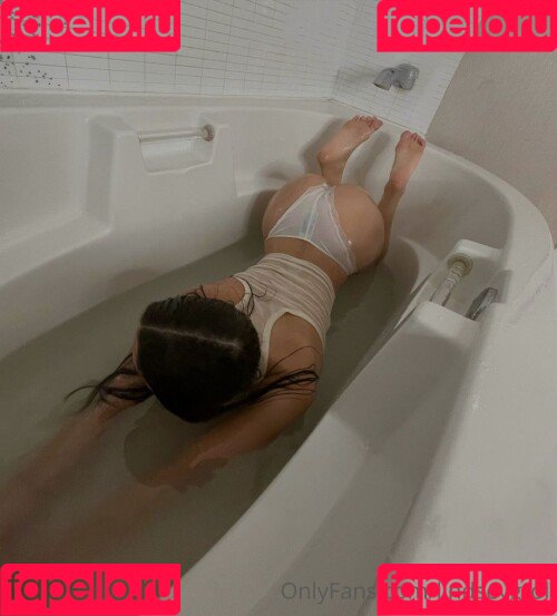 Lindsey Groll Onlyfans Photo Gallery 