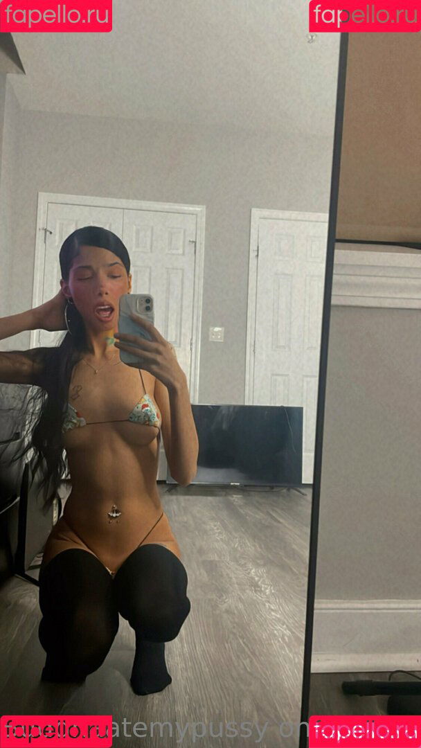 ononalani Onlyfans Photo Gallery 