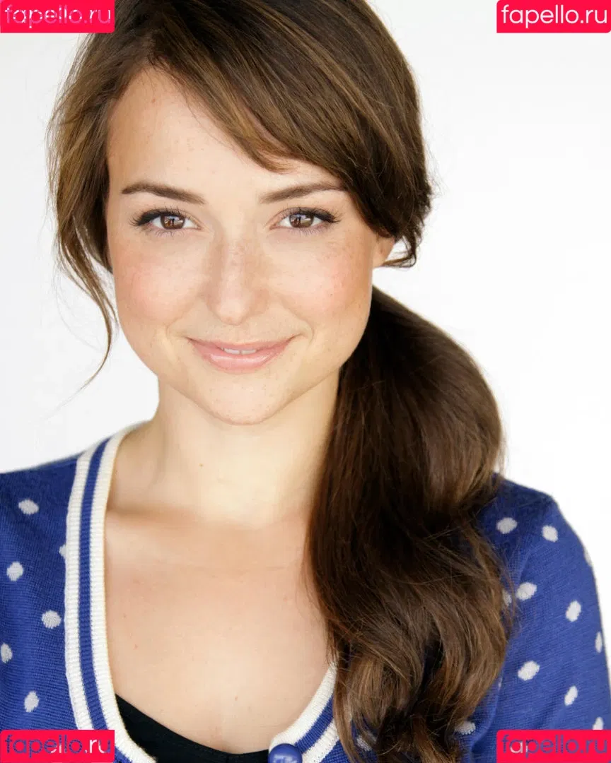 Milana Vayntrub Onlyfans Photo Gallery 