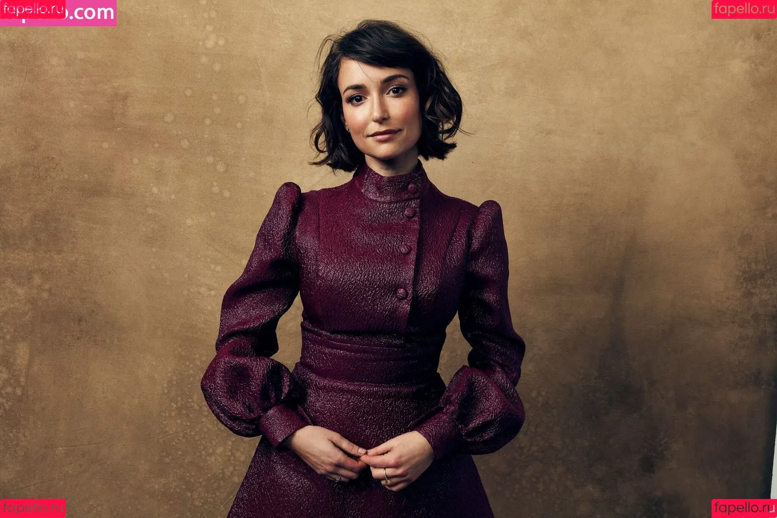 Milana Vayntrub Onlyfans Photo Gallery 