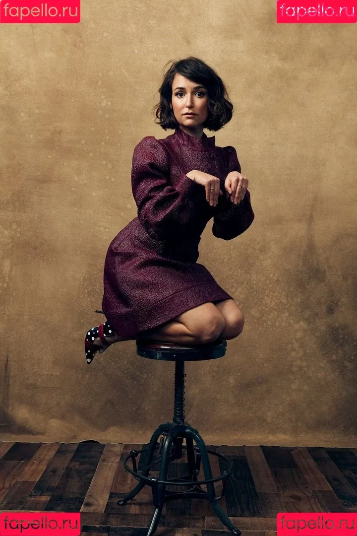 Milana Vayntrub Onlyfans Photo Gallery 