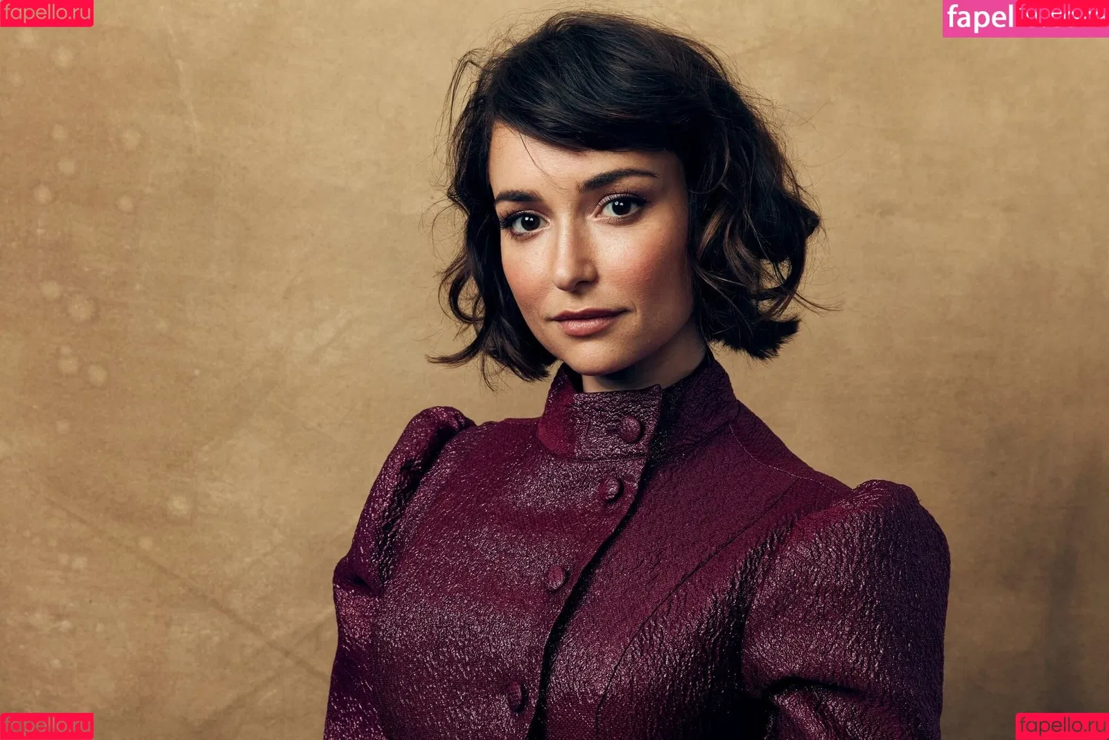 Milana Vayntrub Onlyfans Photo Gallery 