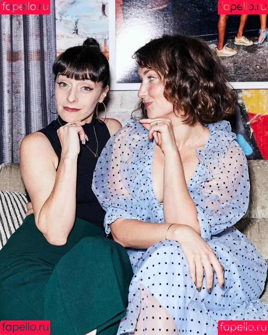 Milana Vayntrub Onlyfans Photo Gallery 