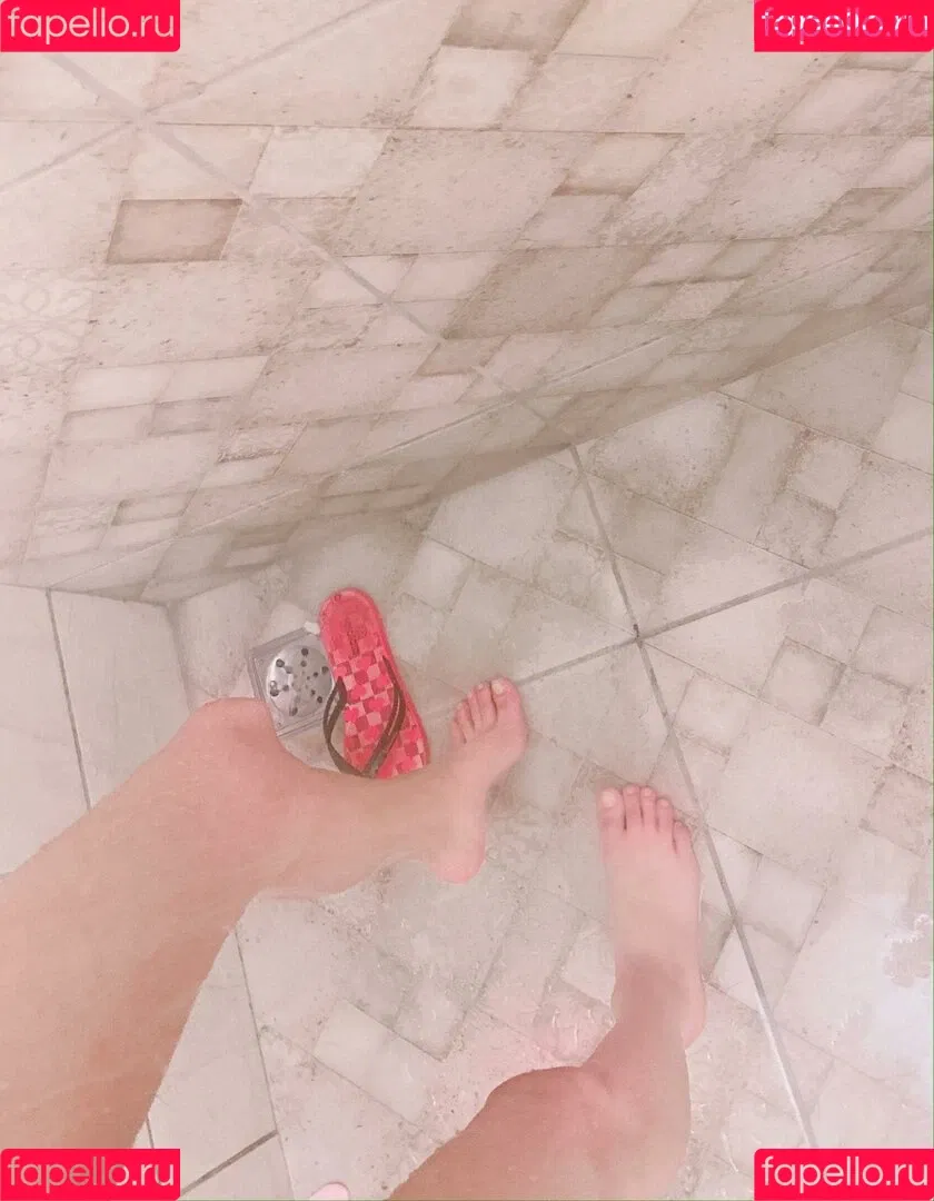 Prii_feet Onlyfans Photo Gallery 
