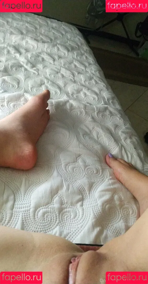 Prii_feet Onlyfans Photo Gallery 