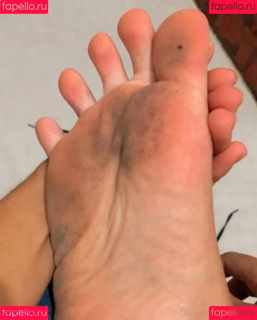 Prii_feet Onlyfans Photo Gallery 