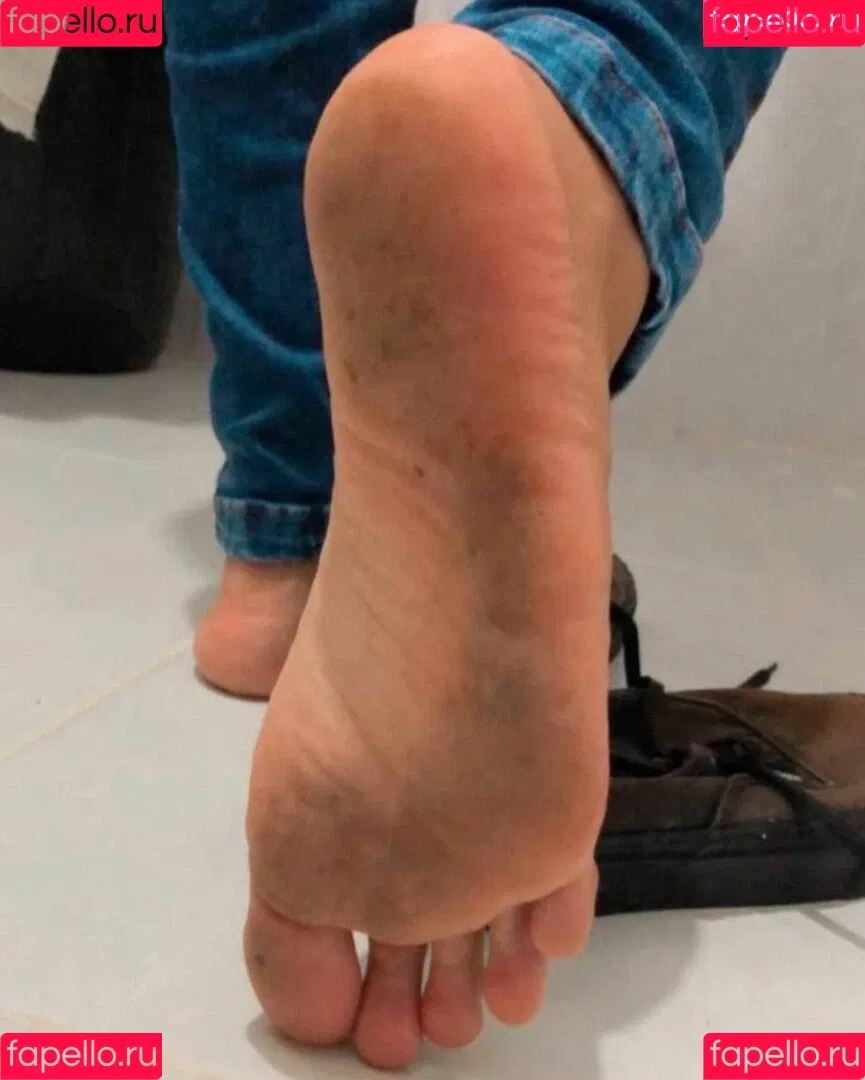 Prii_feet Onlyfans Photo Gallery 