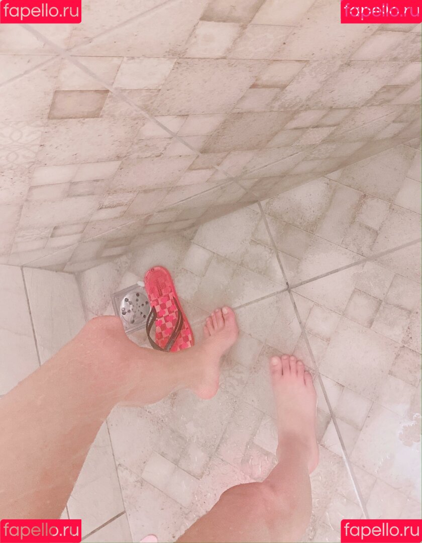 Prii_feet Onlyfans Photo Gallery 