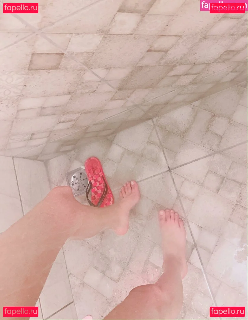 Prii_feet Onlyfans Photo Gallery 