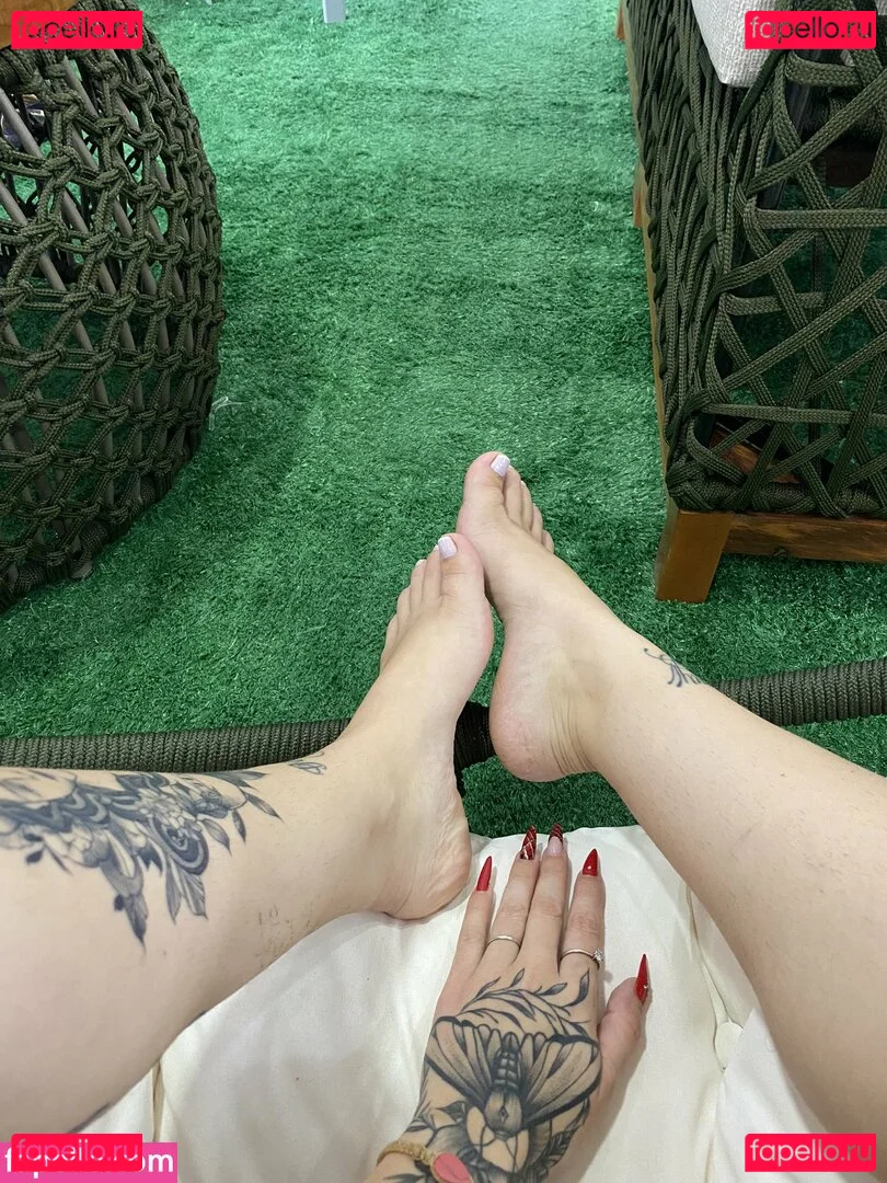 Prii_feet Onlyfans Photo Gallery 