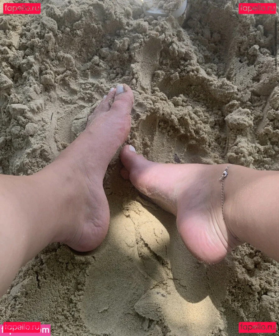 Prii_feet Onlyfans Photo Gallery 