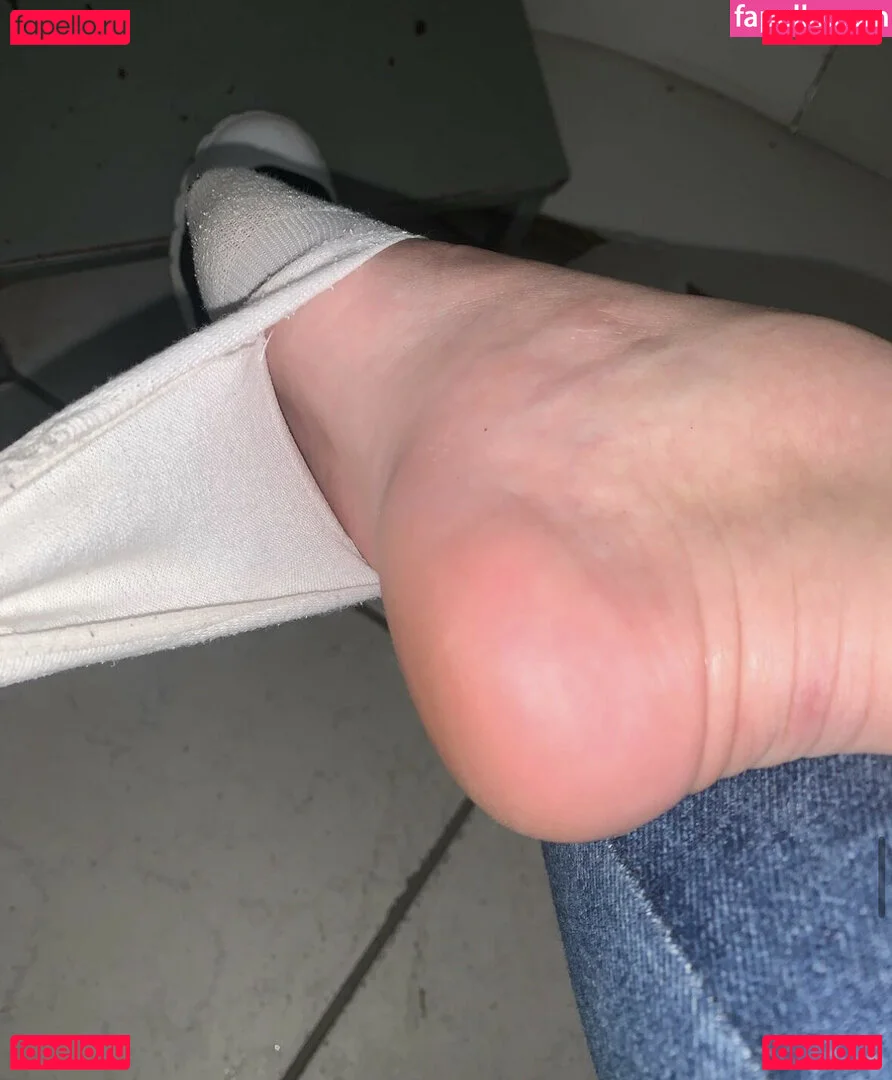 Prii_feet Onlyfans Photo Gallery 