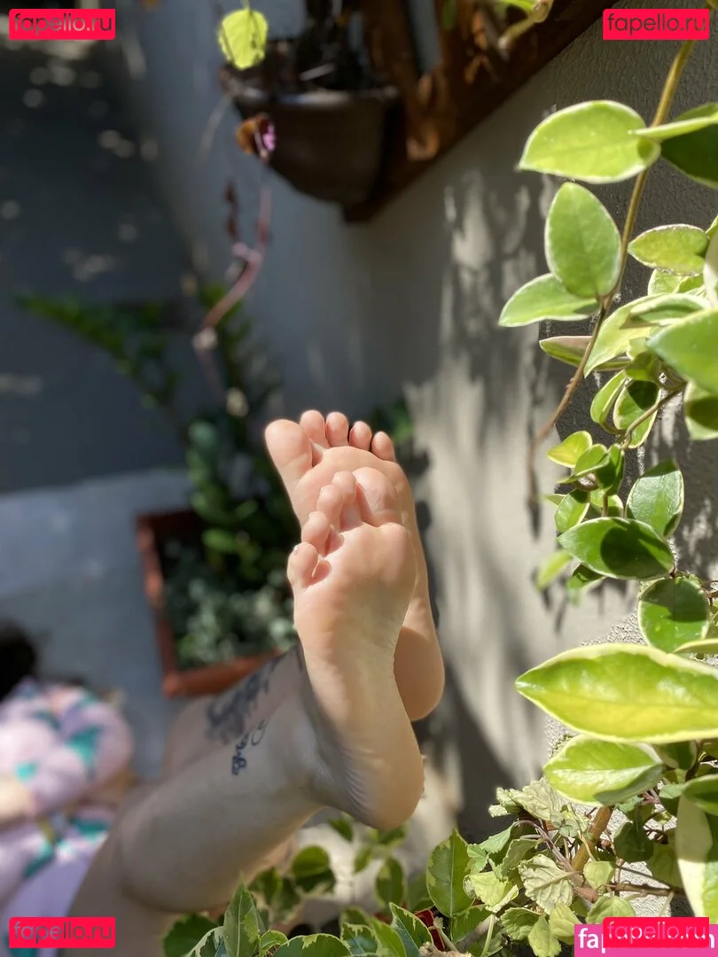 Prii_feet Onlyfans Photo Gallery 