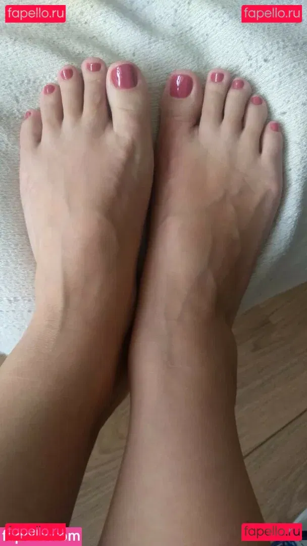 Prii_feet Onlyfans Photo Gallery 