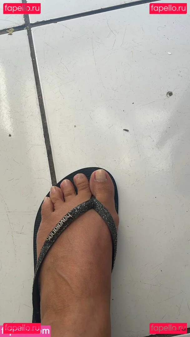 Prii_feet Onlyfans Photo Gallery 