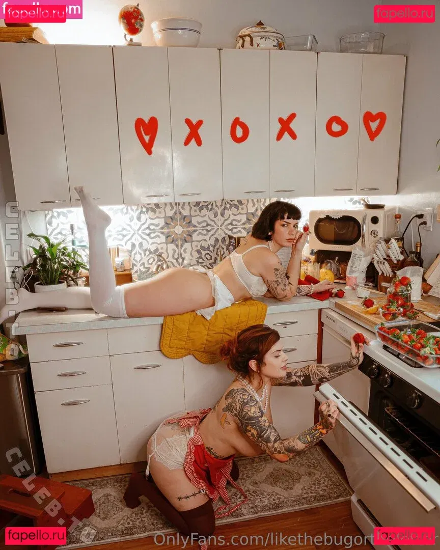 likethebugortheletter Onlyfans Photo Gallery 