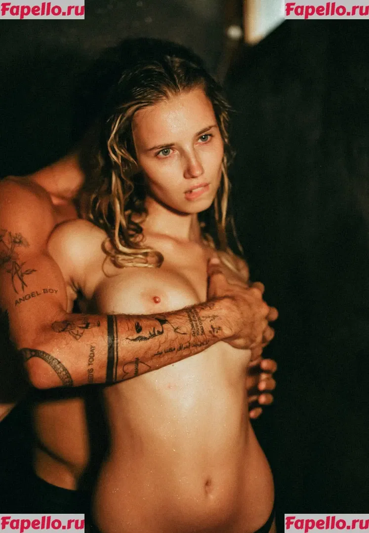 Sunkissedmag Onlyfans Photo Gallery 