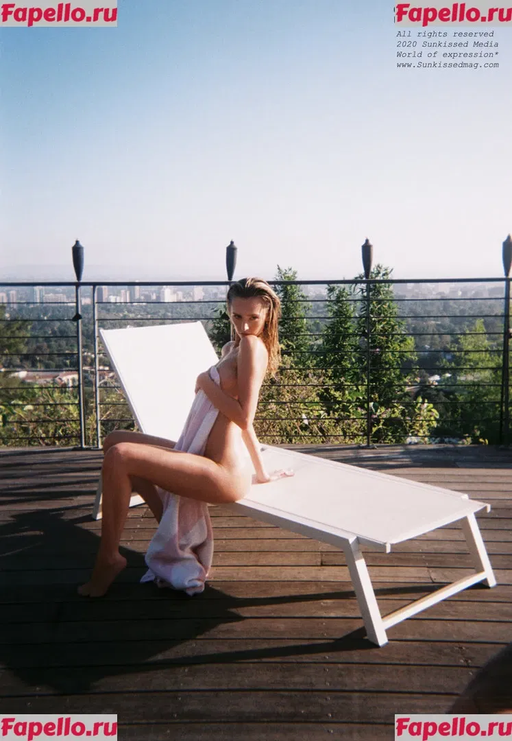 Sunkissedmag Onlyfans Photo Gallery 