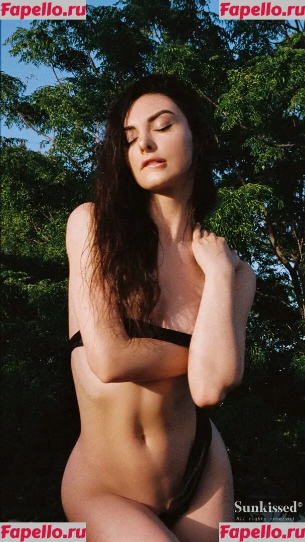 Sunkissedmag Onlyfans Photo Gallery 