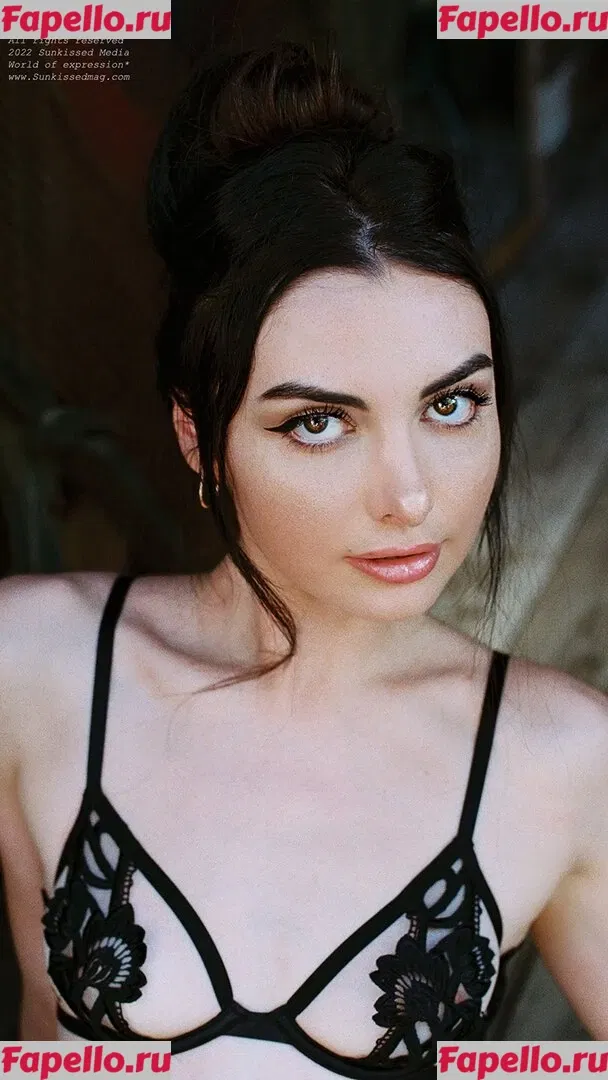 Sunkissedmag Onlyfans Photo Gallery 