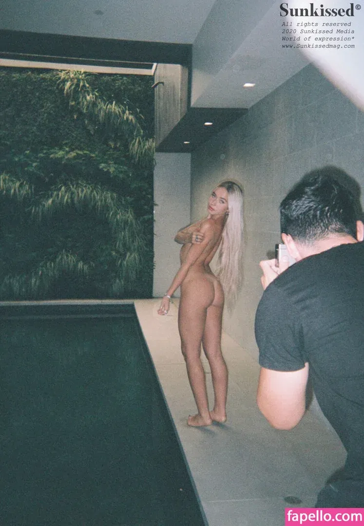 Sunkissedmag Onlyfans Photo Gallery 