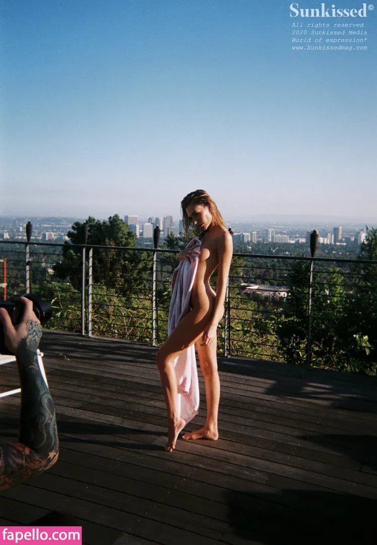 Sunkissedmag Onlyfans Photo Gallery 