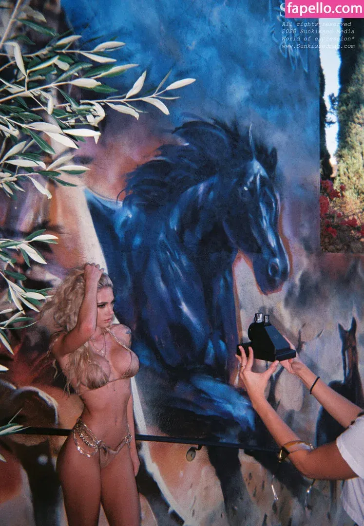 Sunkissedmag Onlyfans Photo Gallery 