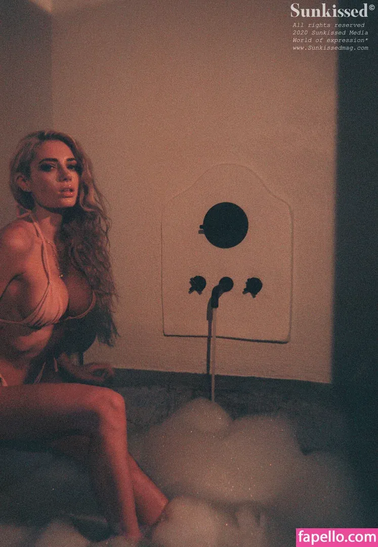 Sunkissedmag Onlyfans Photo Gallery 