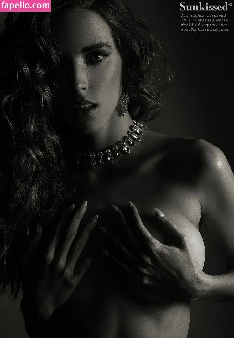 Sunkissedmag Onlyfans Photo Gallery 