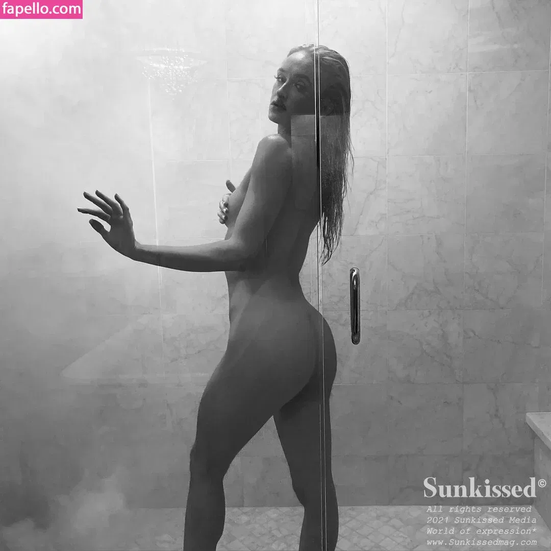 Sunkissedmag Onlyfans Photo Gallery 