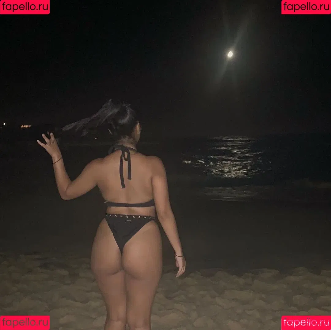 Sml.Prsn Onlyfans Photo Gallery 