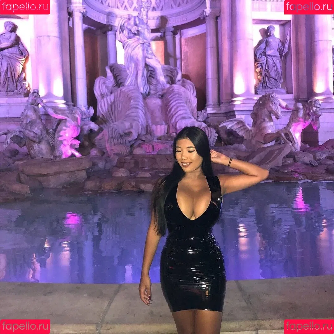 Sml.Prsn Onlyfans Photo Gallery 