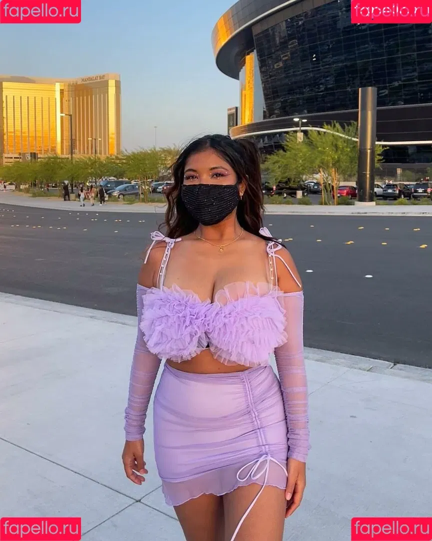 Sml.Prsn Onlyfans Photo Gallery 