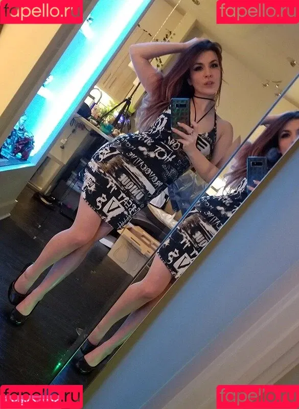Kat Gunn Onlyfans Photo Gallery 