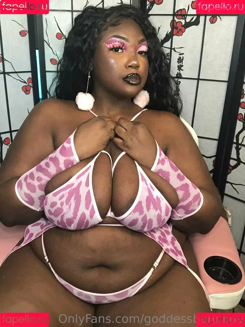 kianakakez Onlyfans Photo Gallery 