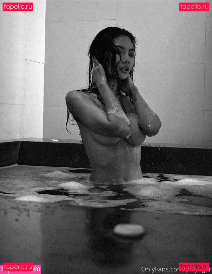 ploytiger Onlyfans Photo Gallery 