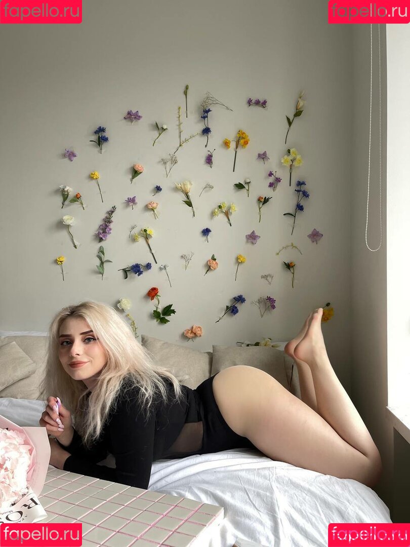 Sveta Sollar Onlyfans Photo Gallery 