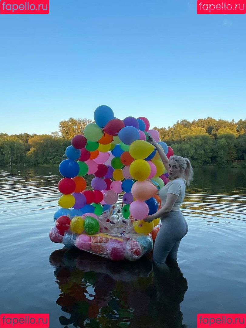 Sveta Sollar Onlyfans Photo Gallery 