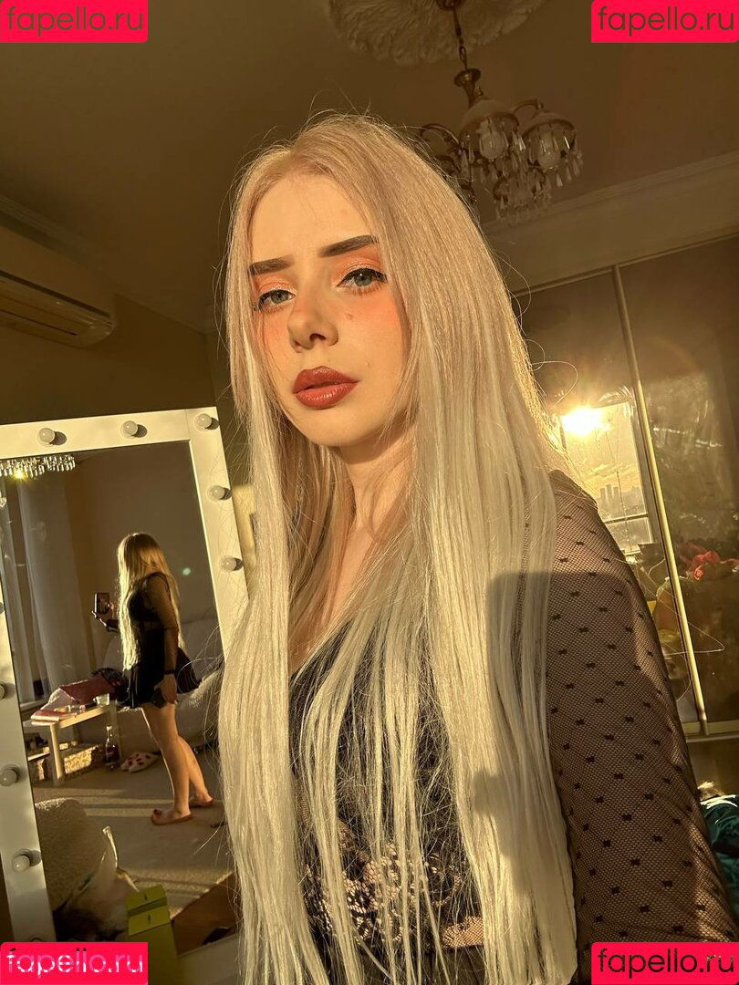 Sveta Sollar Onlyfans Photo Gallery 