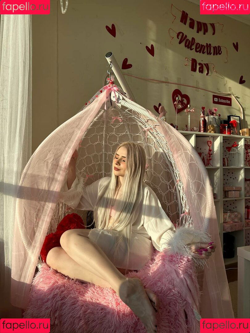 Sveta Sollar Onlyfans Photo Gallery 