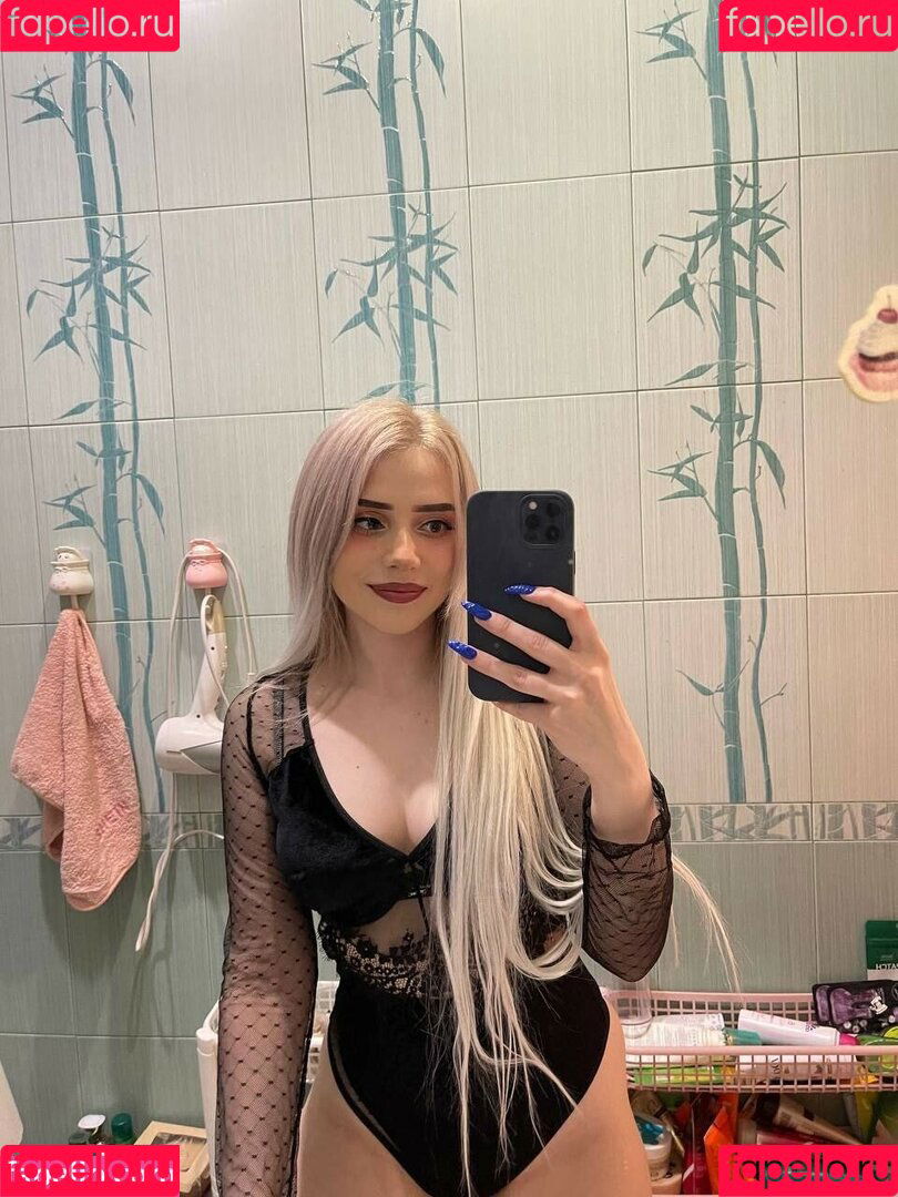 Sveta Sollar Onlyfans Photo Gallery 