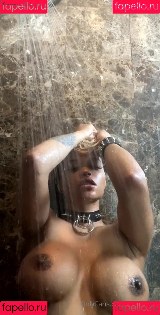 Dabofkya Onlyfans Photo Gallery 