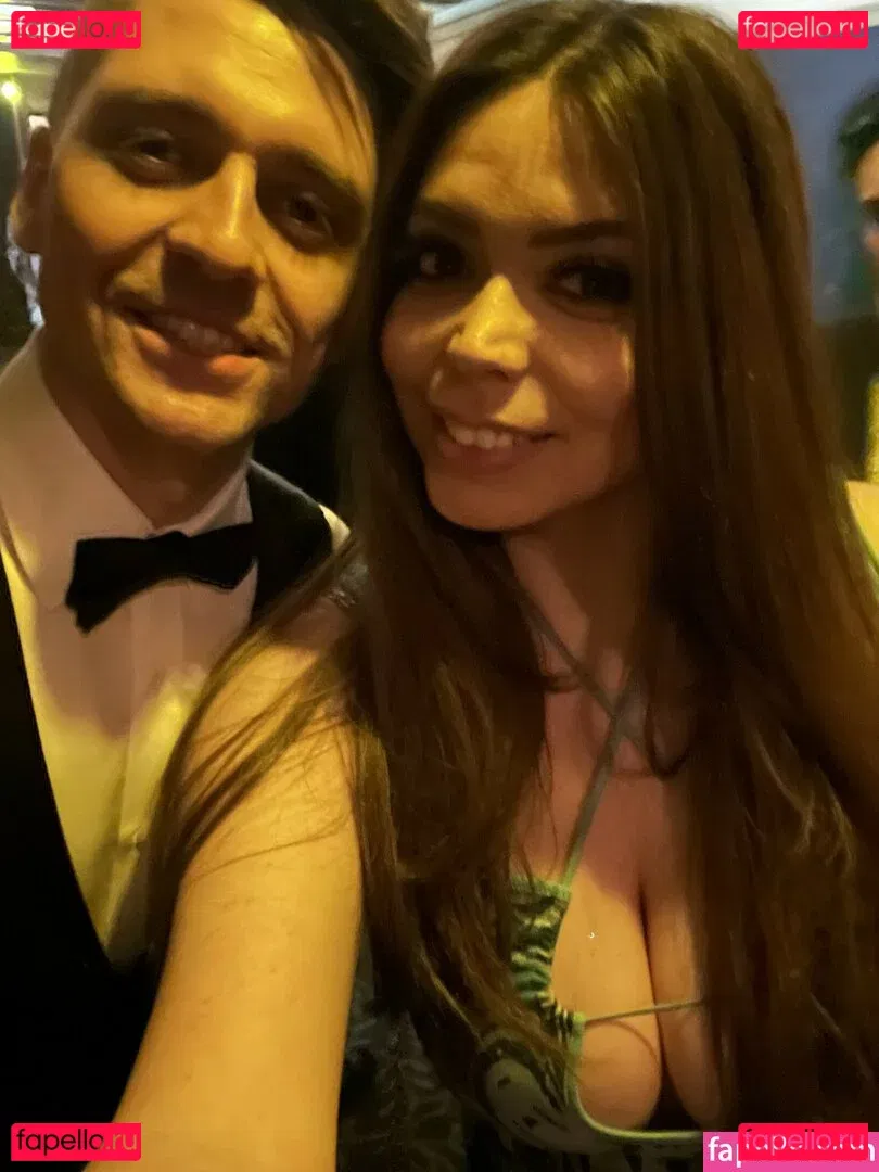 Adept Onlyfans Photo Gallery 