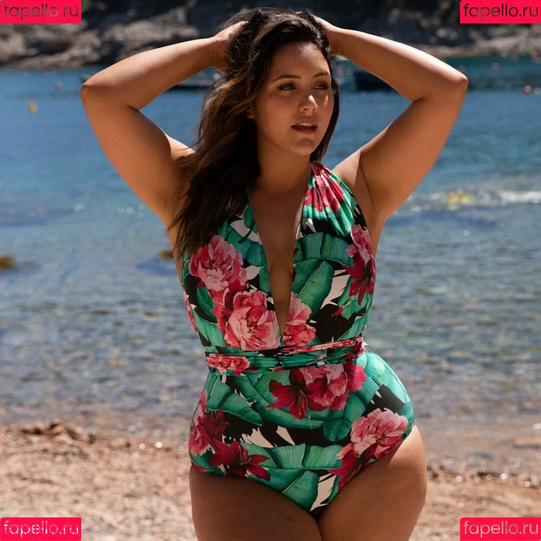 Yasmine MInovski Onlyfans Photo Gallery 