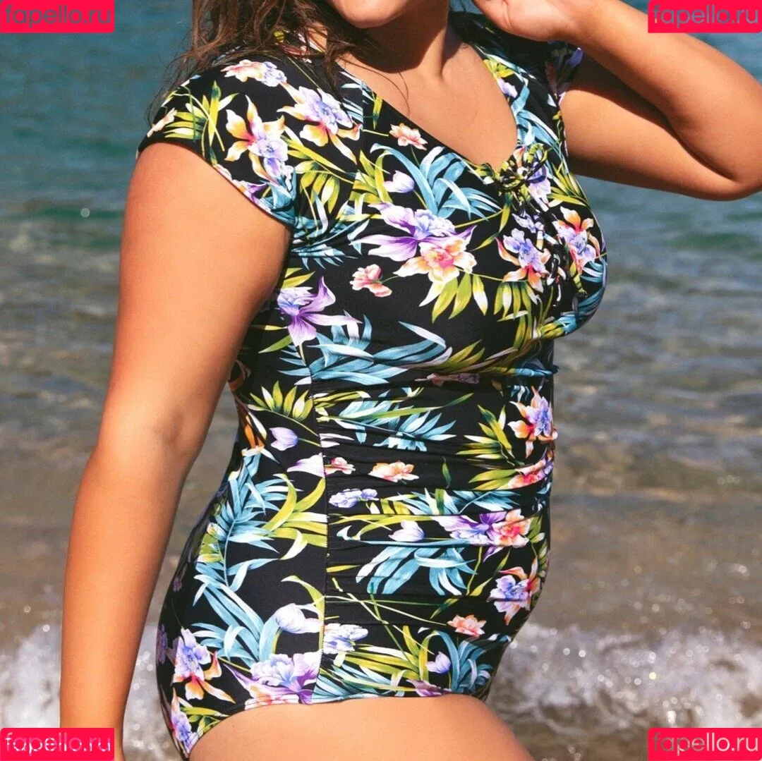Yasmine MInovski Onlyfans Photo Gallery 