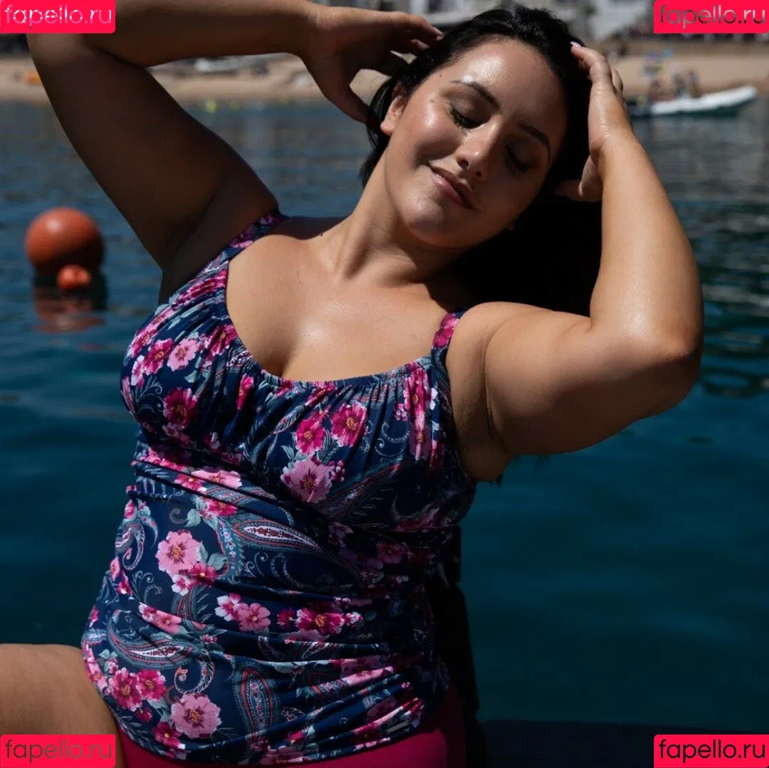 Yasmine MInovski Onlyfans Photo Gallery 
